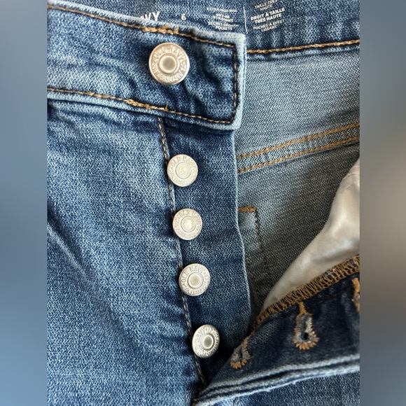 Old Navy sky rocket high button fly jeans - Picture 11 of 15